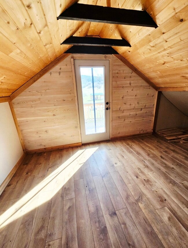 Building Photo - 2886 Cottonwood Creek Rd