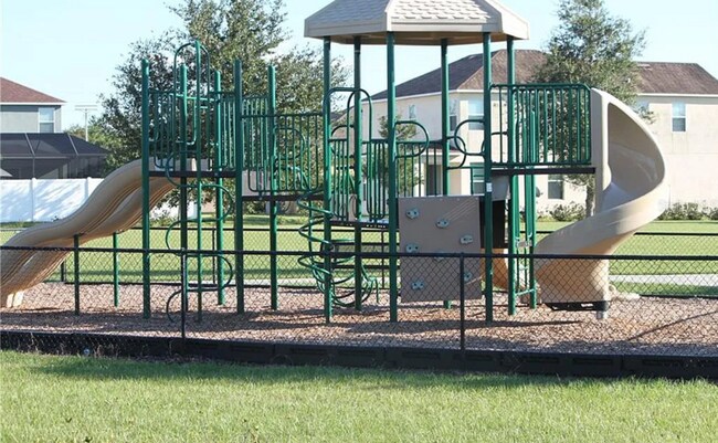 Building Photo - 8305 Deerland Bluff Ln