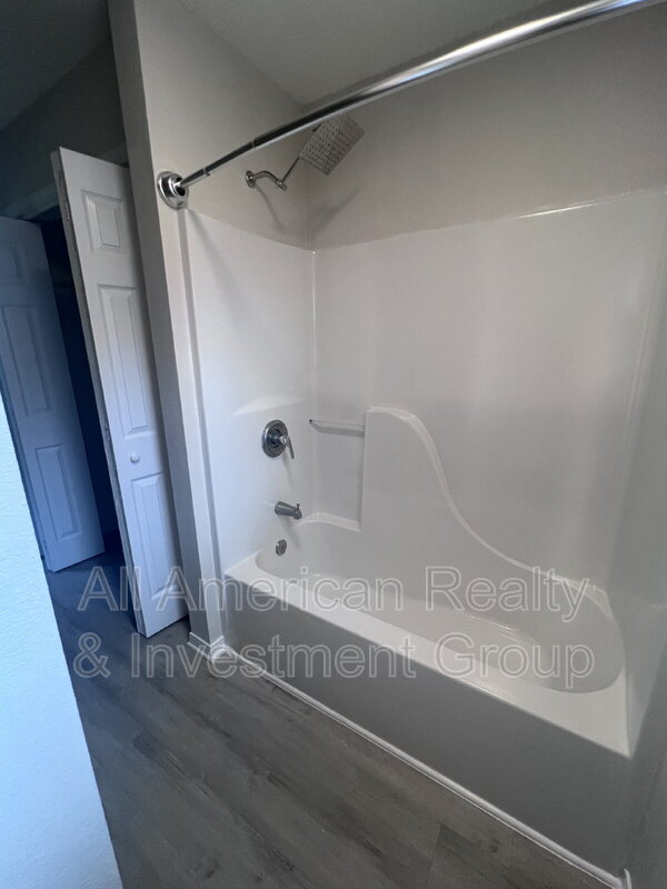 Building Photo - 384 Pristine Water Ln