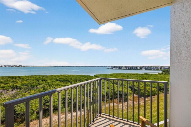 Building Photo - 1501 Gulf Blvd