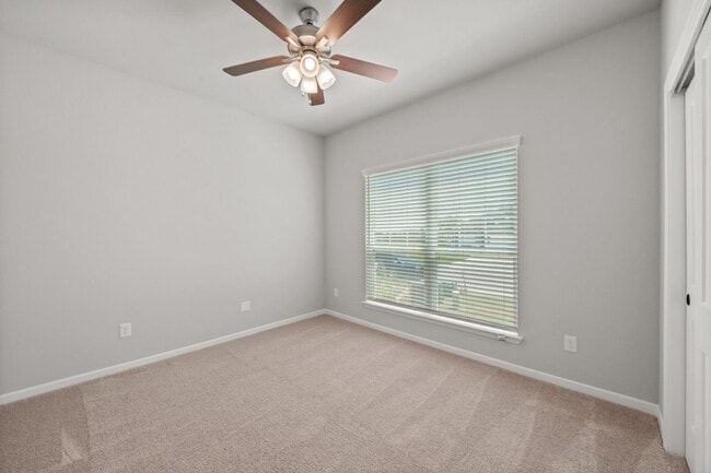 Building Photo - Brand New Home for Rent in North Pointe – ...
