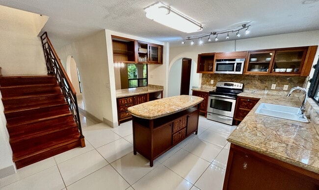 Building Photo - 47-498 Hui Aeko Pl