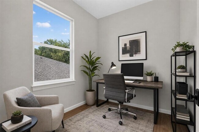 Building Photo - 8756 Patriot Dr