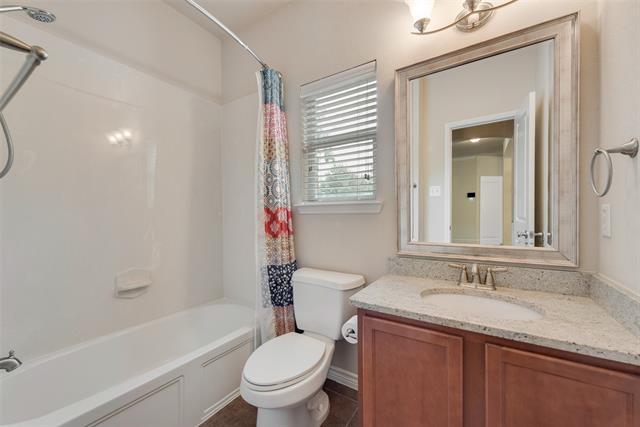 Building Photo - 312 Sheridan Rd