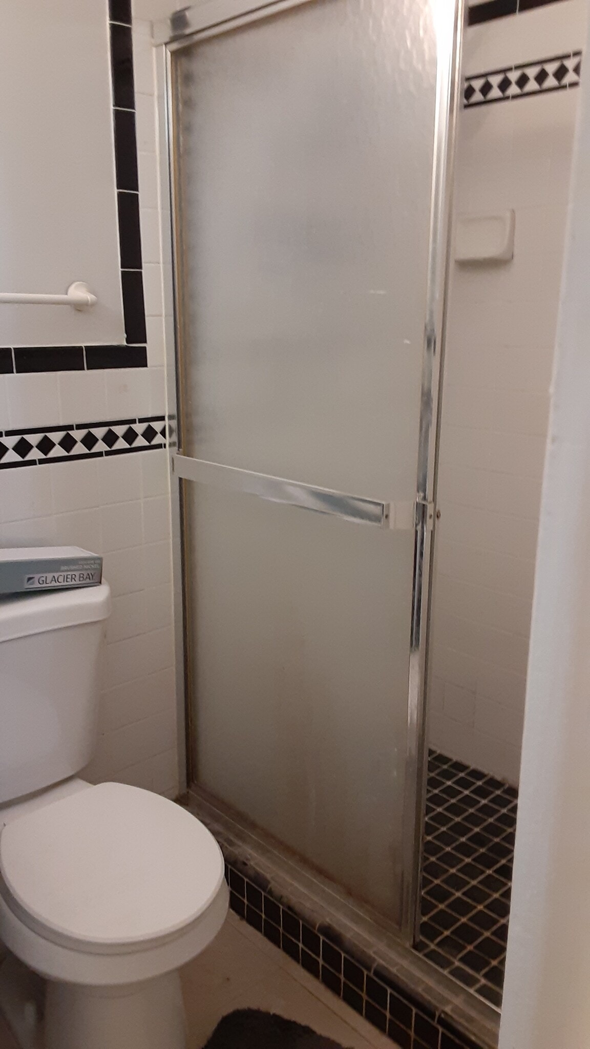 Building Photo - 15157 Jenell St