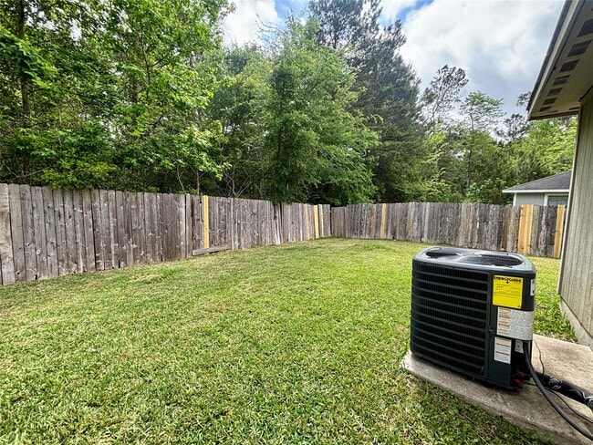 Building Photo - 8816 E Buffalo Cir