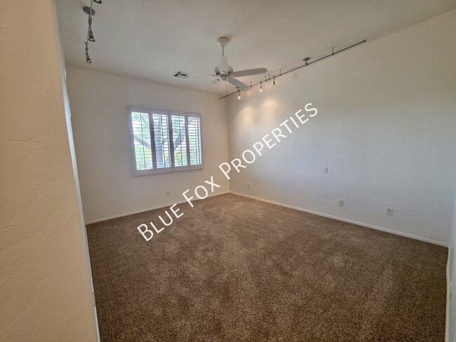 Building Photo - 13088 N Pier Mountain Rd