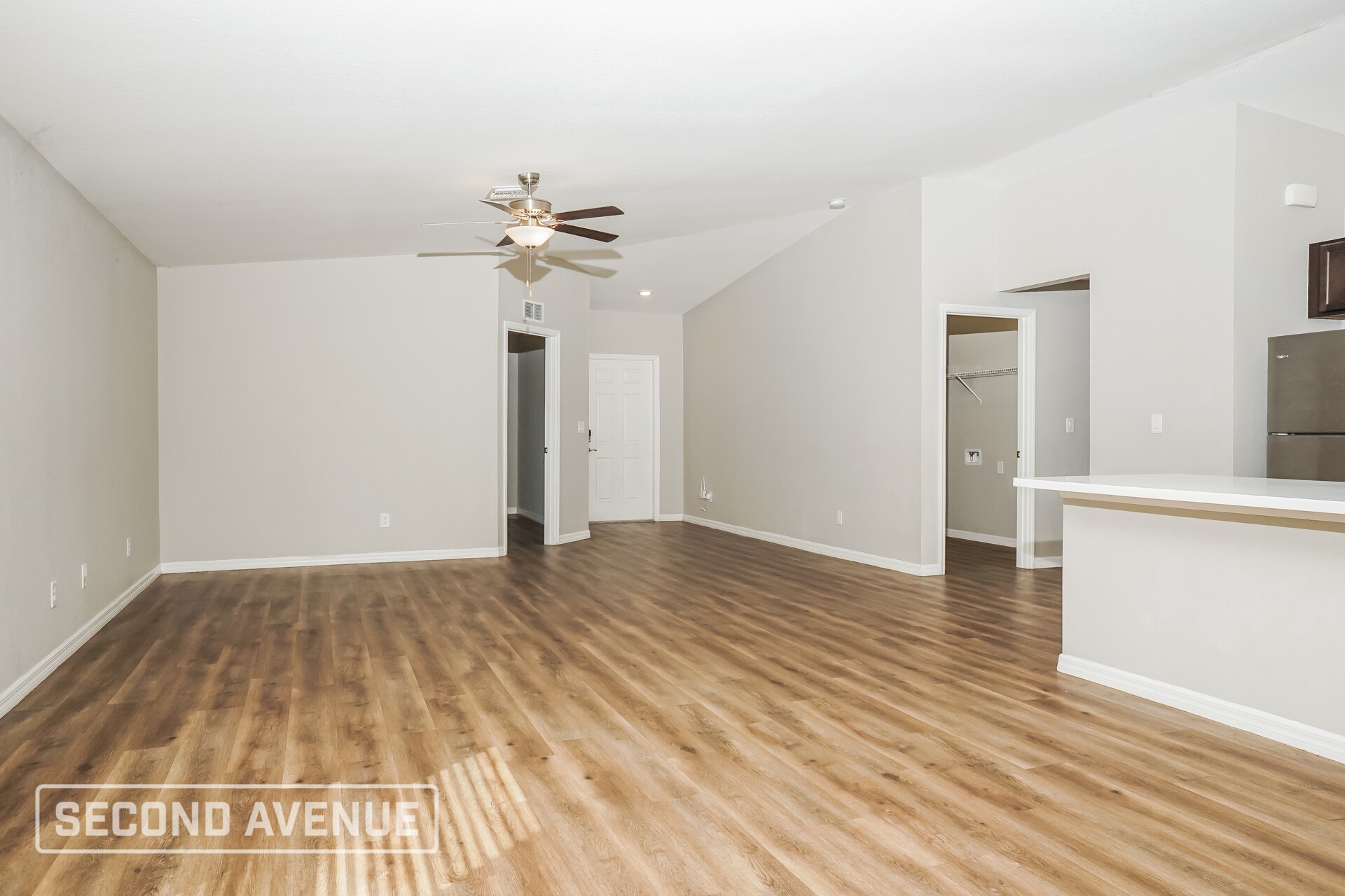 Building Photo - 404 Biscayne Dr