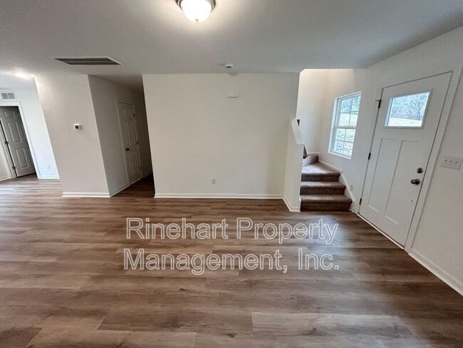 Building Photo - 1625 State Rd S-29-611