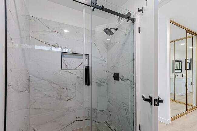 Building Photo - Stunning Updated Home in Almaden Valley