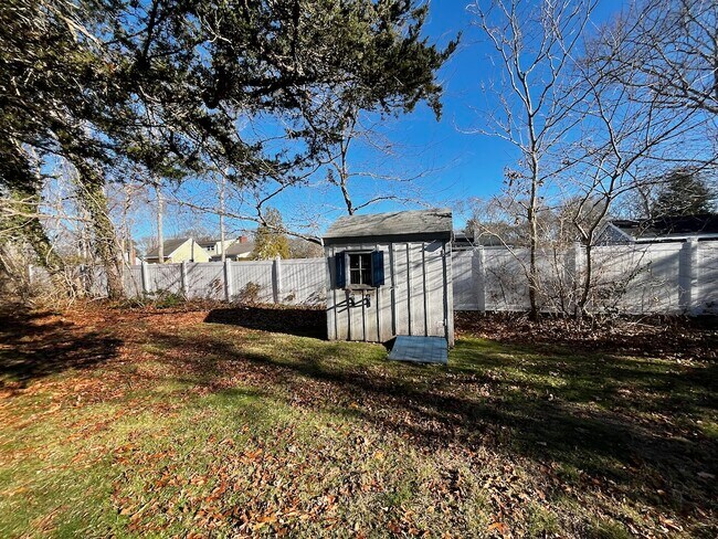 Building Photo - 94 Cottonwood Ln