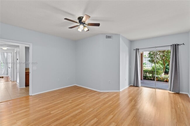 Building Photo - 1309 Belmont Pl