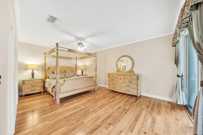 Building Photo - 7644 Elm Ridge Dr