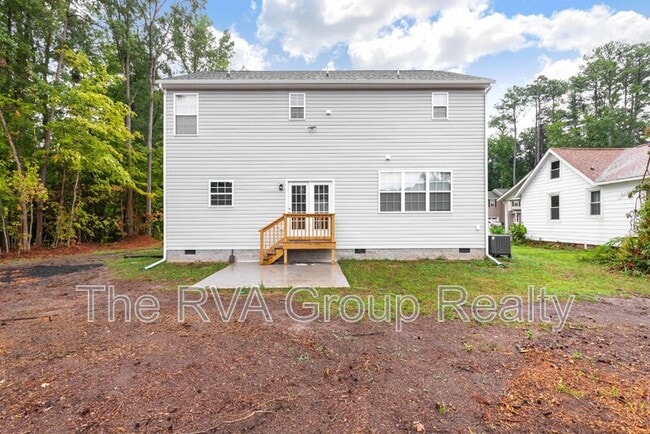 Building Photo - 5620 Moss Side Ave