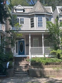 Building Photo - Charming 4-Bedroom Rental in The Fan District