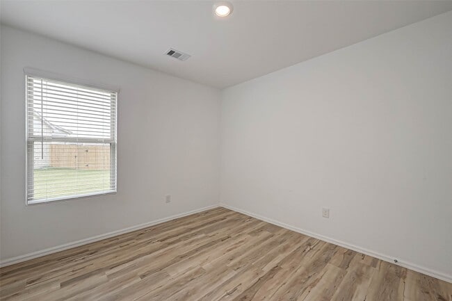 Building Photo - 3426 Golden Amber Ct