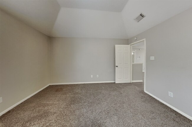 Building Photo - 16319 Cypress Trace Dr