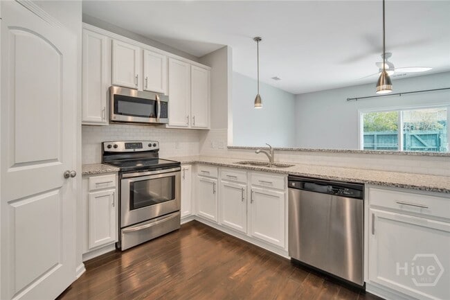 Building Photo - 295 Cantle Dr