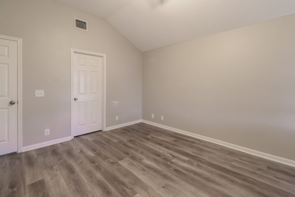 Building Photo - 21203 Grand National Ave