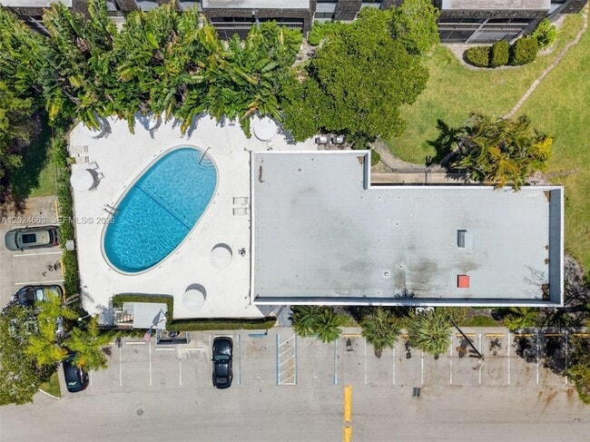 Building Photo - 3119 Oakland Shores Dr