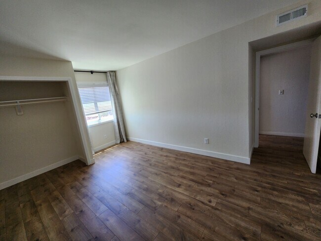 Building Photo - 4030 Mt Acadia Blvd