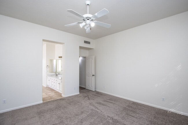 Building Photo - 4BR Total Remodel