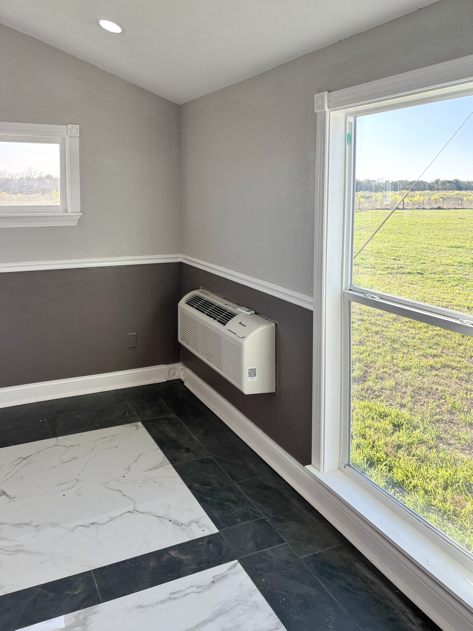 Building Photo - 465 County Road 180