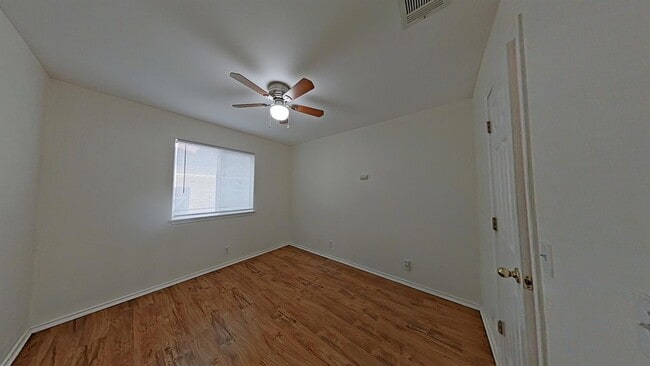 Building Photo - 6909 Broad Brook Dr