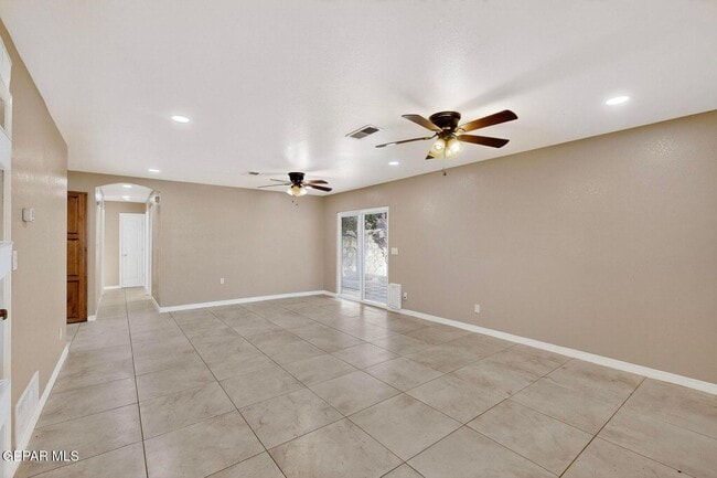 Building Photo - 6221 Patria St