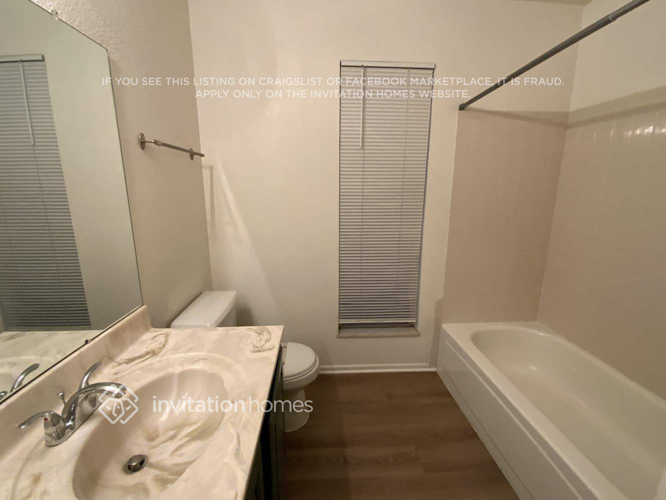 Building Photo - 7731 W Shaw Butte Dr