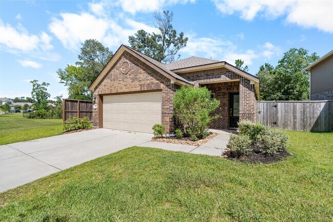 Building Photo - 2039 Barrett Gables Dr