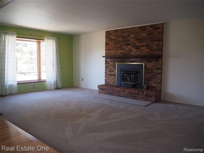 Building Photo - 5837 Folkstone Dr