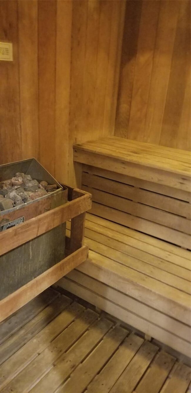 Building Photo - 9531 Seagrape Dr