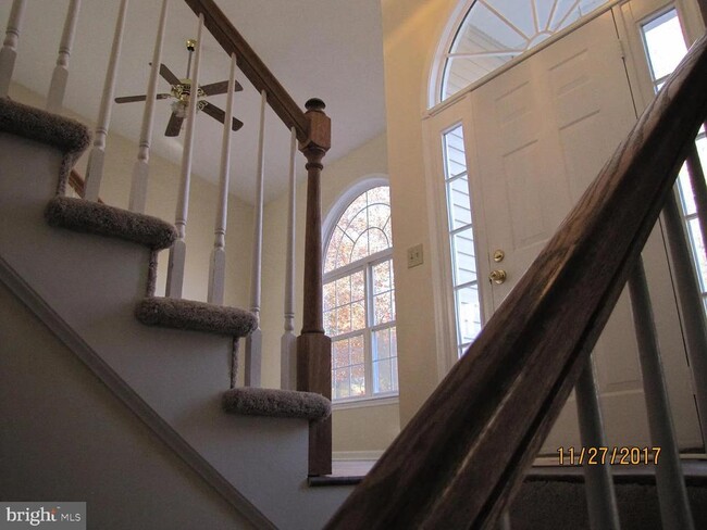 Building Photo - 6194 Dawes Dr