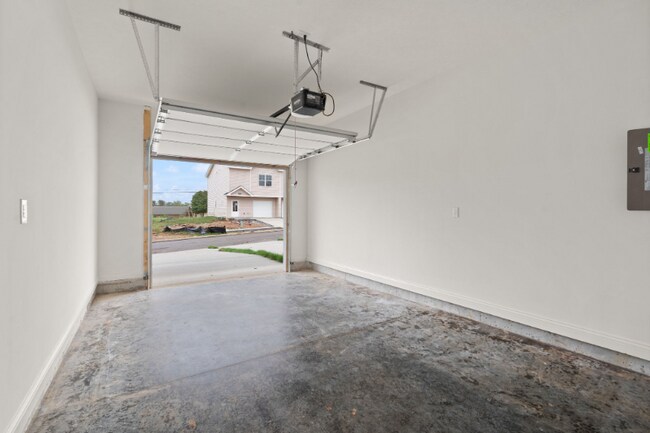 Building Photo - 1579 CYPRESS Cv NW