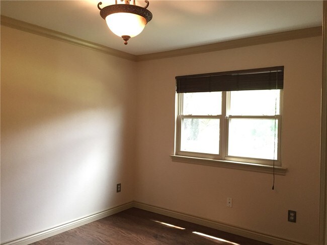 Building Photo - 8540 Red Willow Dr