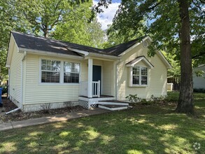 Building Photo - 1120 Shady Rest Rd