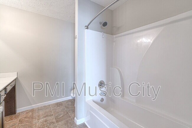 Building Photo - 4219 Golden Sun Ct