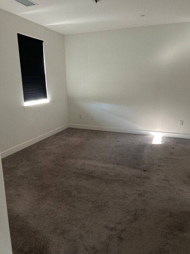 Building Photo - 1845 Dark Horse Rd