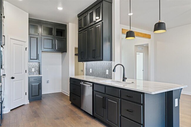 Building Photo - 13325 SW 8th St