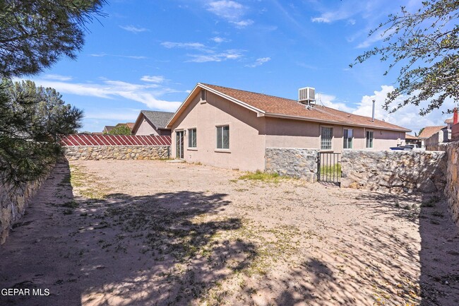 Building Photo - 12248 Via Granada Dr