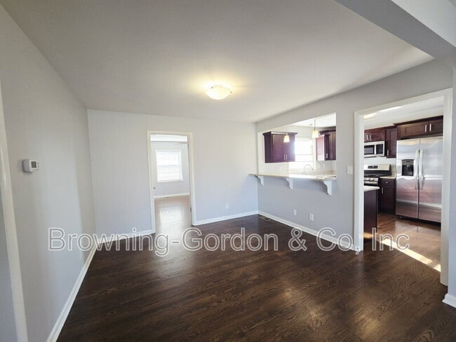 Building Photo - 2817 Paden Dr