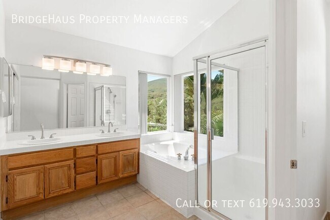 Building Photo - 958 Mendocino Dr