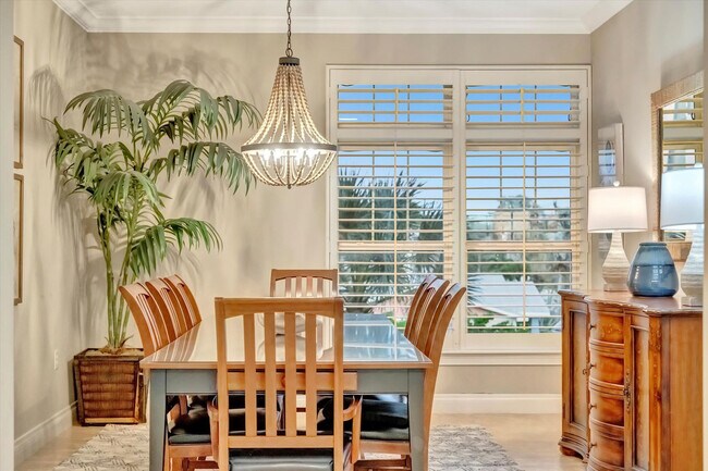 Building Photo - 6406 Gulf Dr