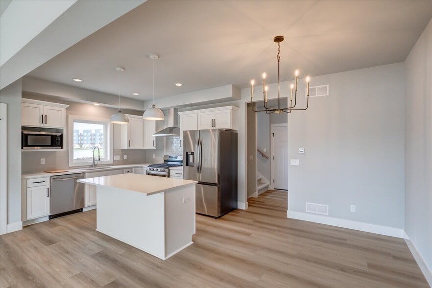 Building Photo - 4866 Suelo Rd