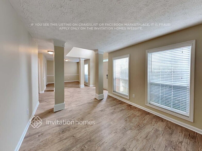 Building Photo - 5025 Wesleyan Dr