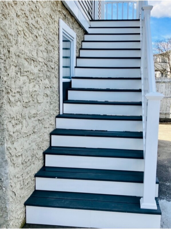 Building Photo - 1 Carlson Ct