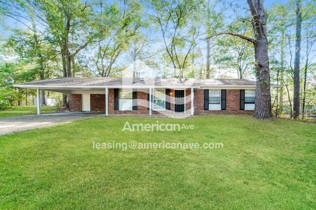 Building Photo - 3180 Benson Dr