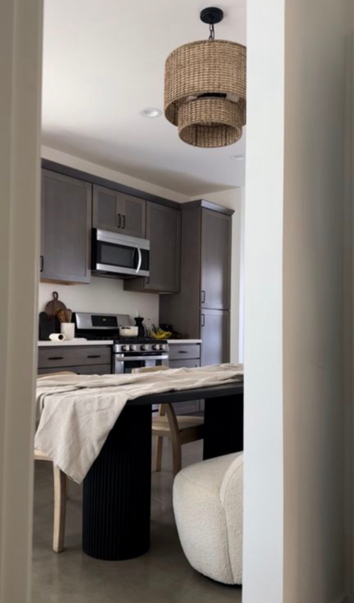 Building Photo - 69 Oak St