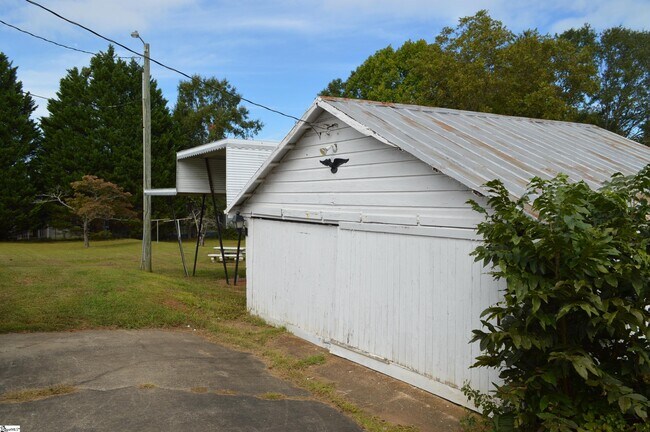 Building Photo - 614 S Mountain View Rd